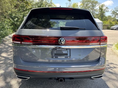 Volkswagen Atlas 2.0T SE con tecnología 2026