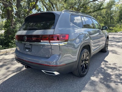 Volkswagen Atlas 2.0T SE con tecnología 2026