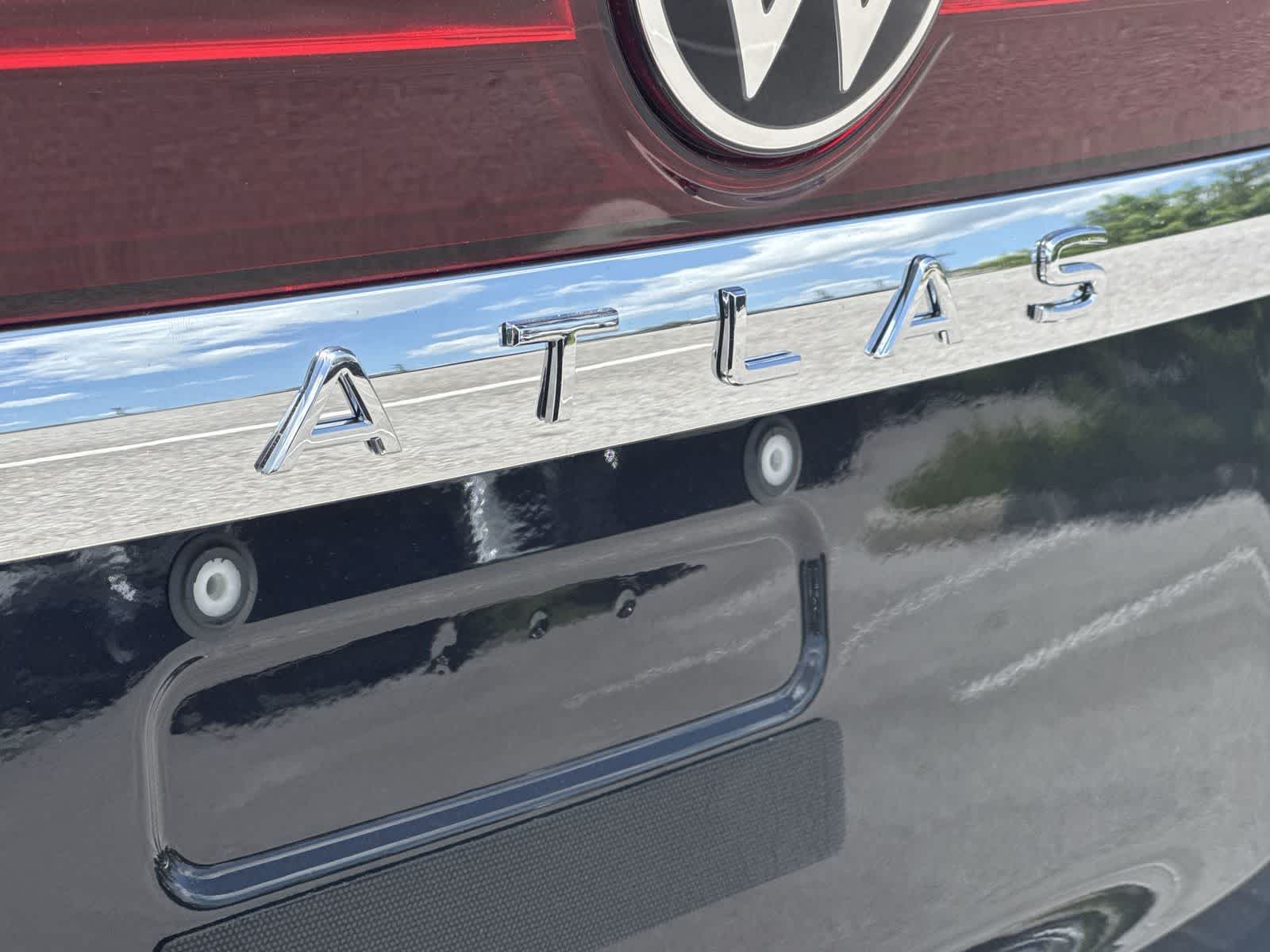 Volkswagen Atlas 2.0T SE con tecnología 2026