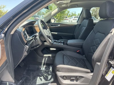Volkswagen Atlas 2.0T SE con tecnología 2026