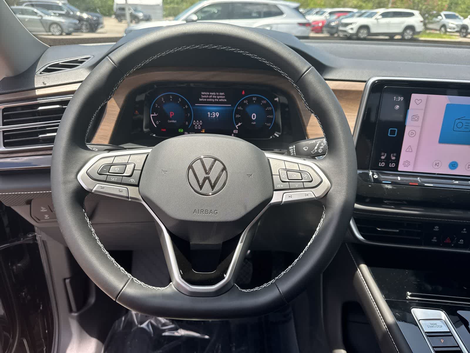 Volkswagen Atlas 2.0T SE con tecnología 2026