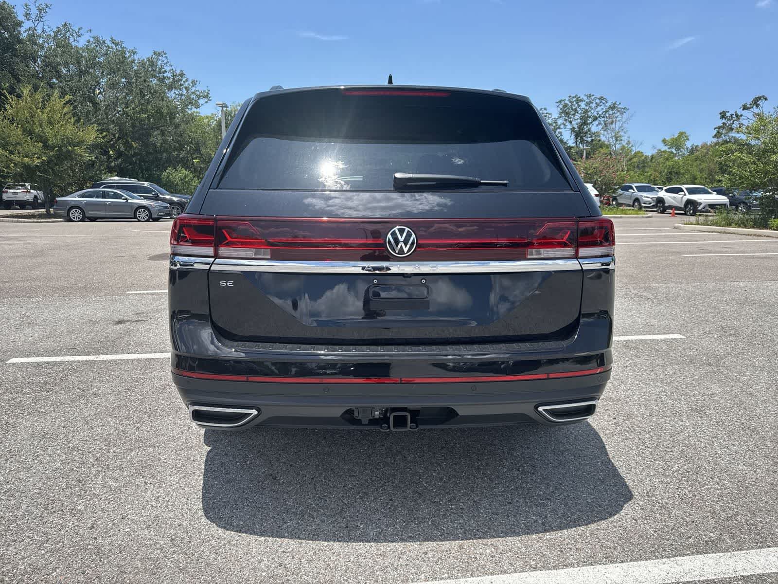 Volkswagen Atlas 2.0T SE con tecnología 2026