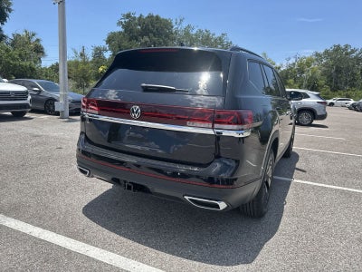 Volkswagen Atlas 2.0T SE con tecnología 2026