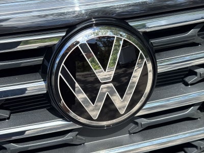 Volkswagen Atlas 2.0T SE con tecnología 2026