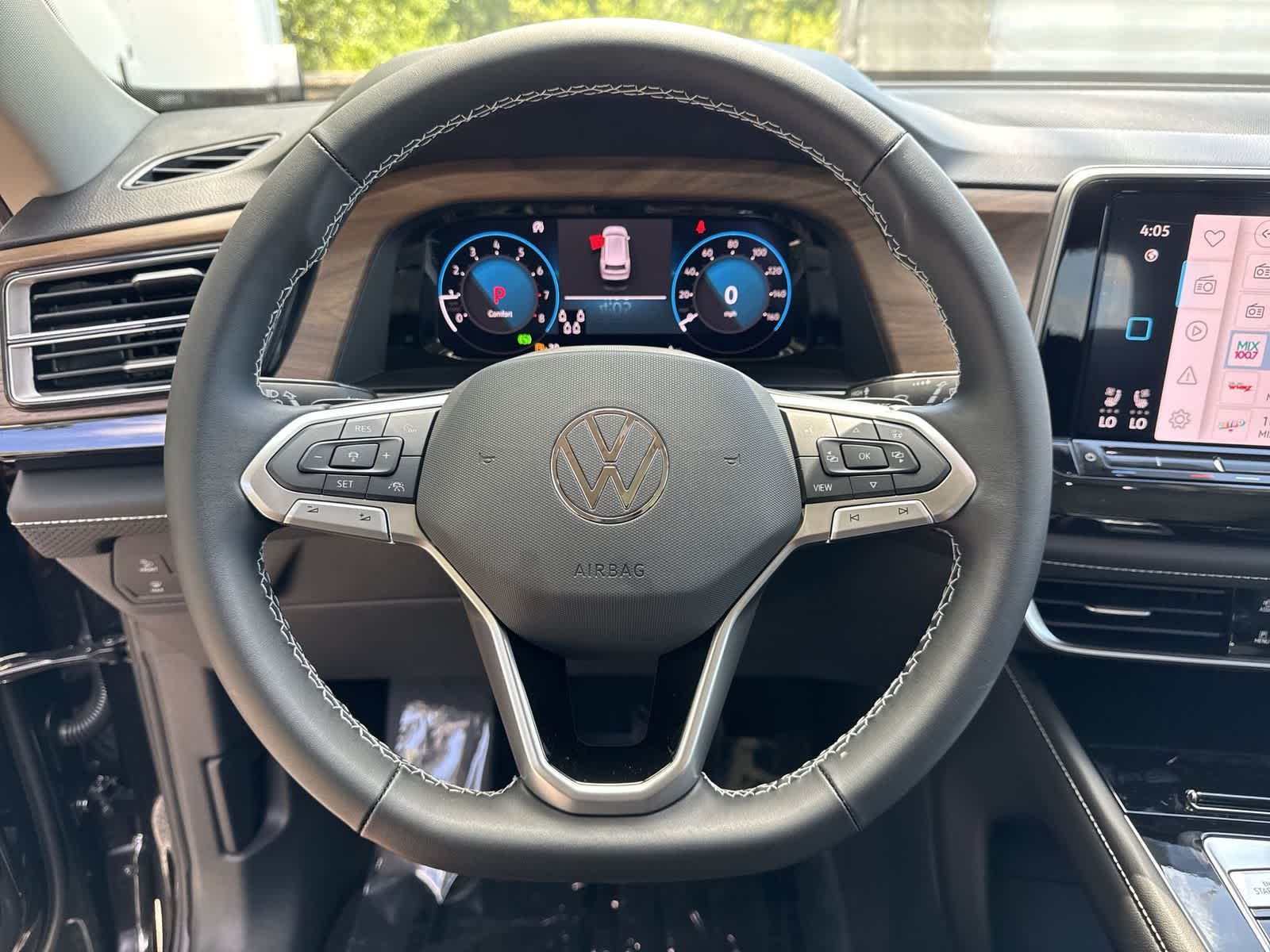 Volkswagen Atlas 2.0T SE con tecnología 2026