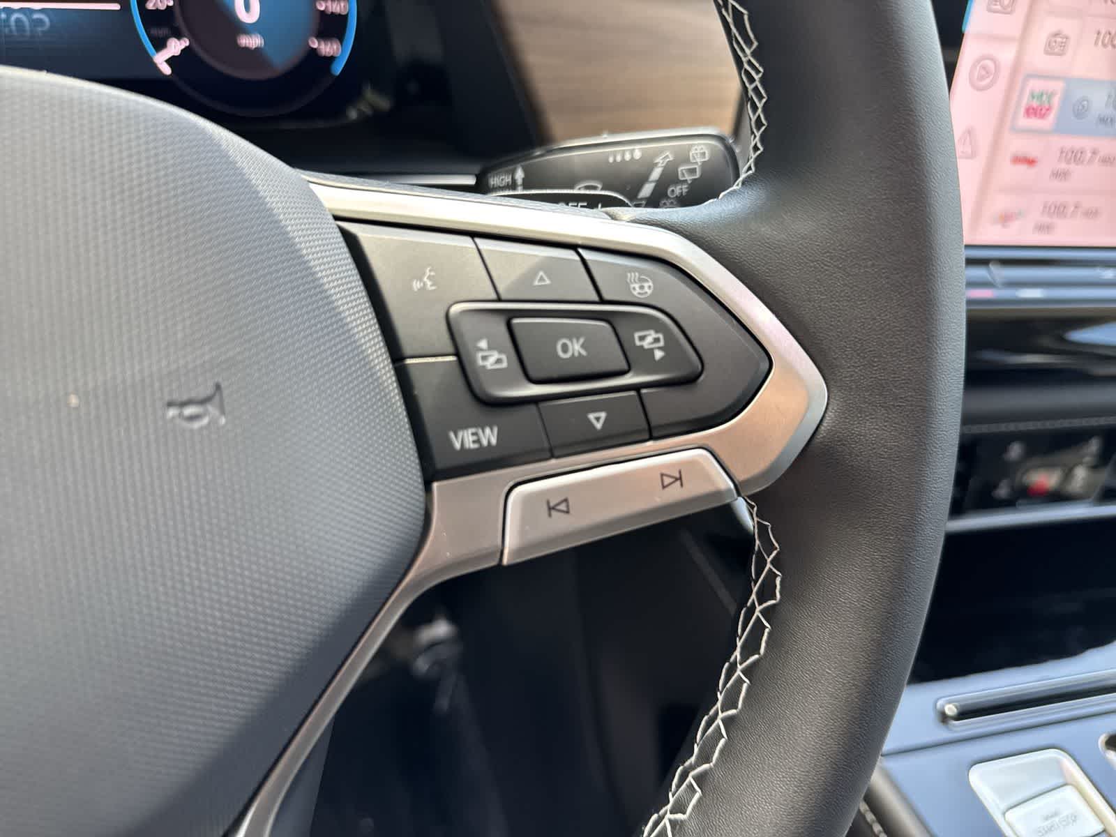 Volkswagen Atlas 2.0T SE con tecnología 2026
