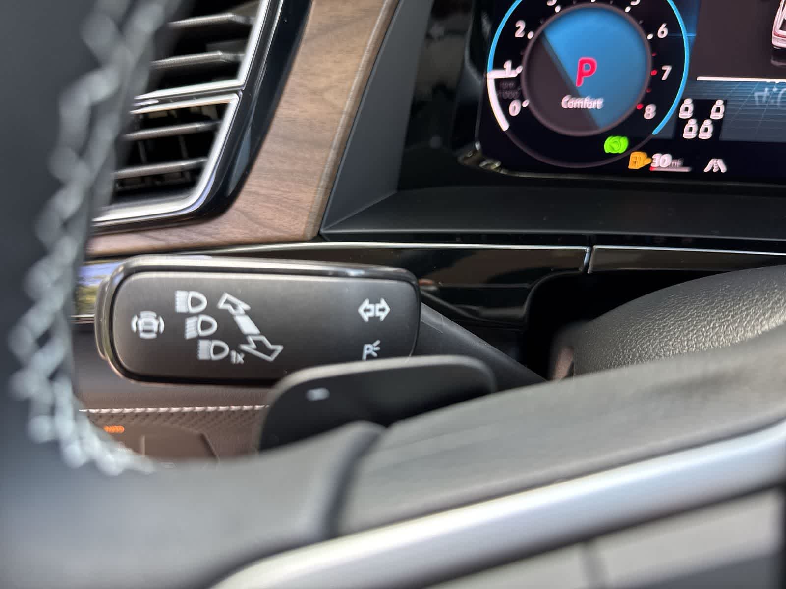 Volkswagen Atlas 2.0T SE con tecnología 2026