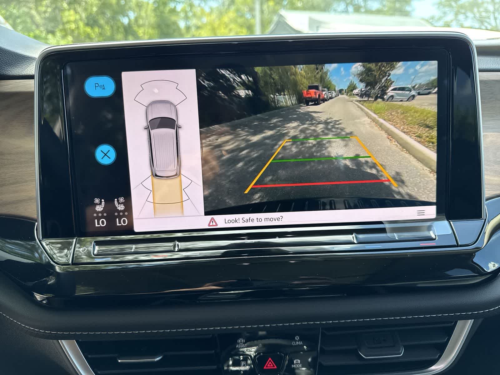 Volkswagen Atlas 2.0T SE con tecnología 2026