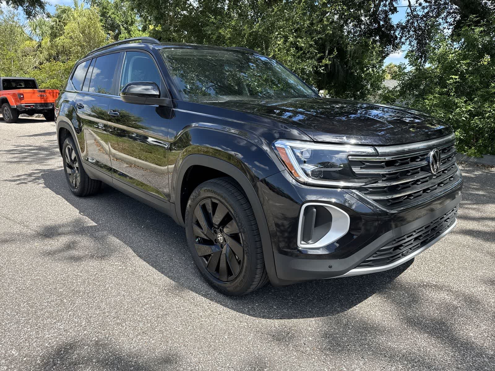 Volkswagen Atlas 2.0T SE con tecnología 2026