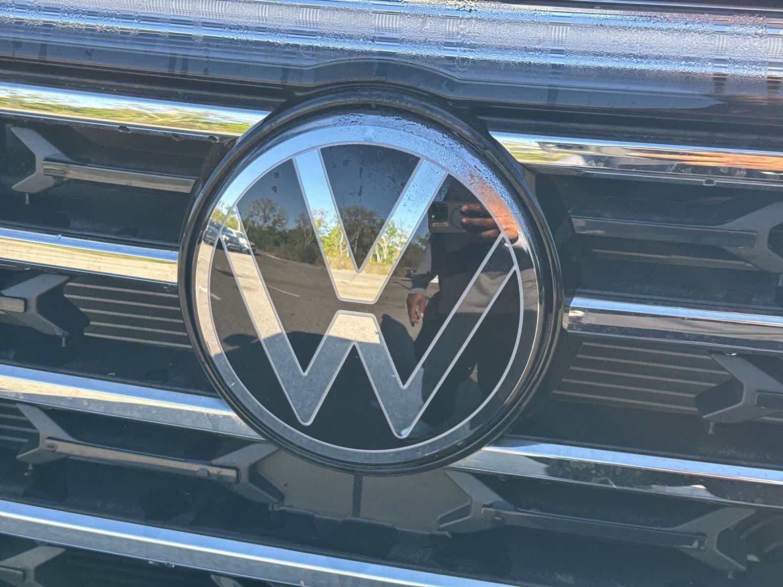 Volkswagen Atlas 2.0T SE con tecnología 2026