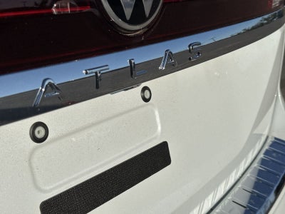 Volkswagen Atlas 2.0T SE con tecnología 2026