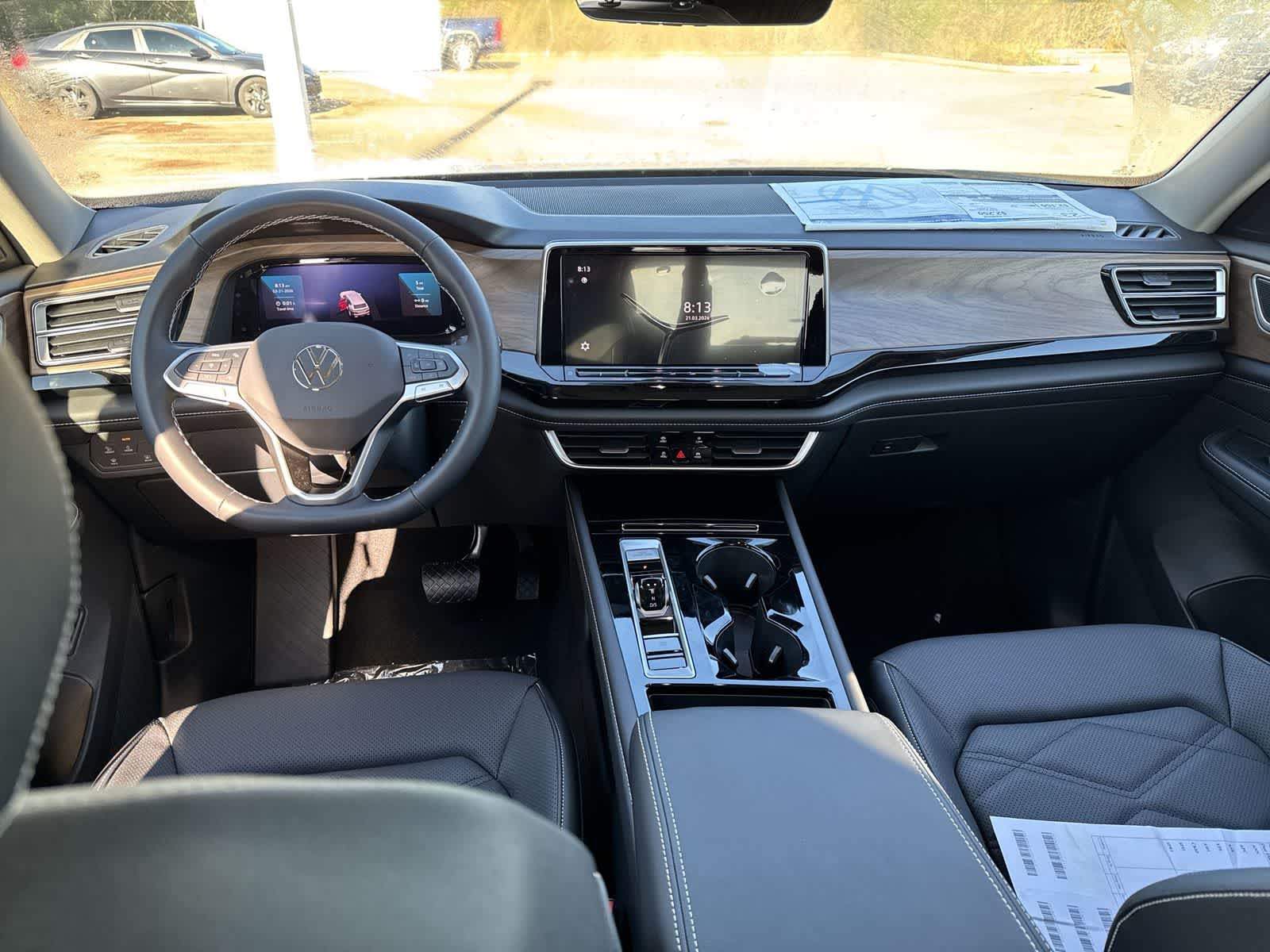 Volkswagen Atlas 2.0T SE con tecnología 2026