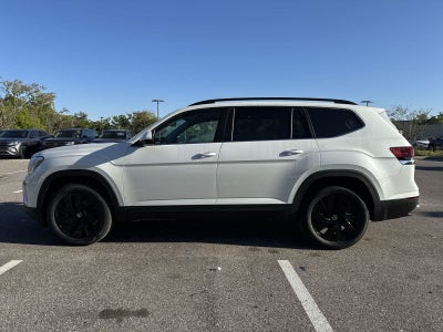Volkswagen Atlas 2.0T SE con tecnología 2026