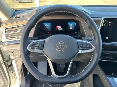 Volkswagen Atlas 2.0T SE con tecnología 2026