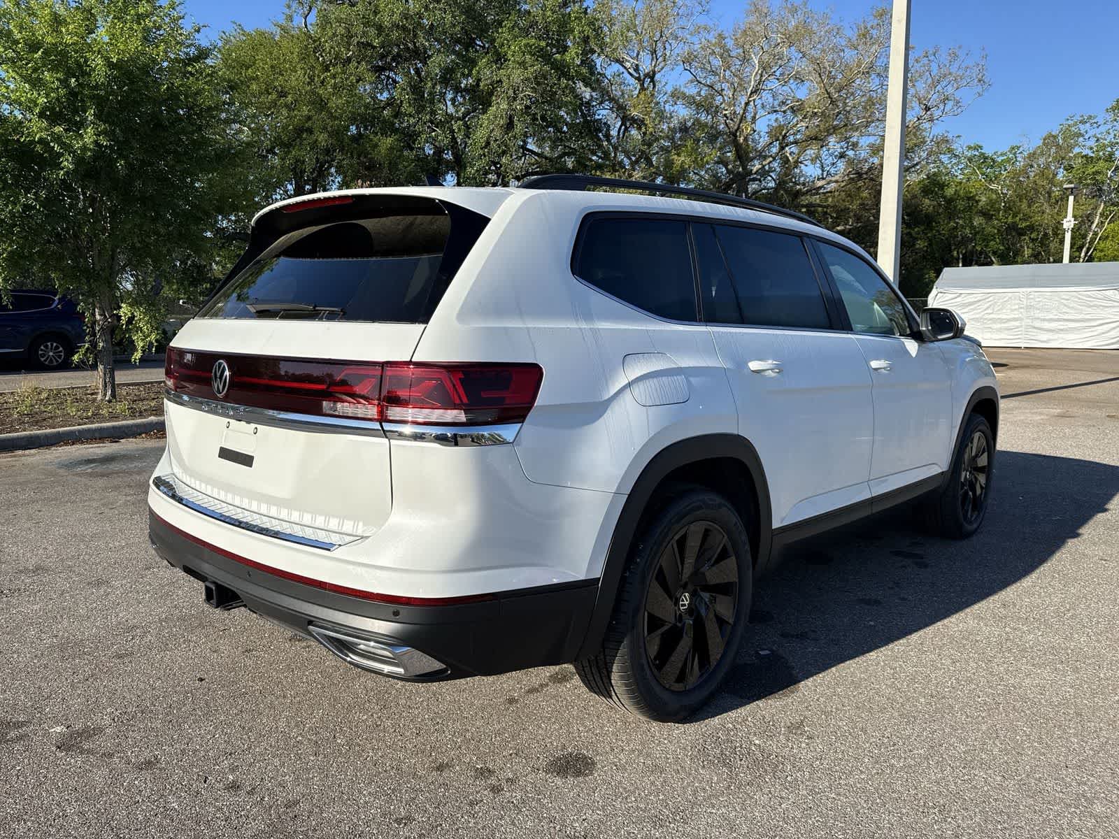 Volkswagen Atlas 2.0T SE con tecnología 2026