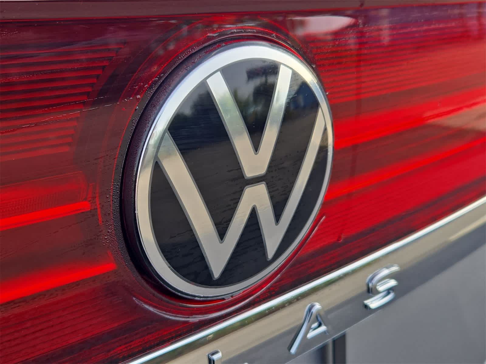 Volkswagen Atlas 2.0T SE con tecnología 2026