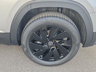 Volkswagen Atlas 2.0T SE con tecnología 2026