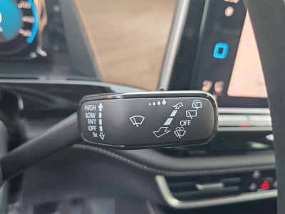 Volkswagen Atlas 2.0T SE con tecnología 2026