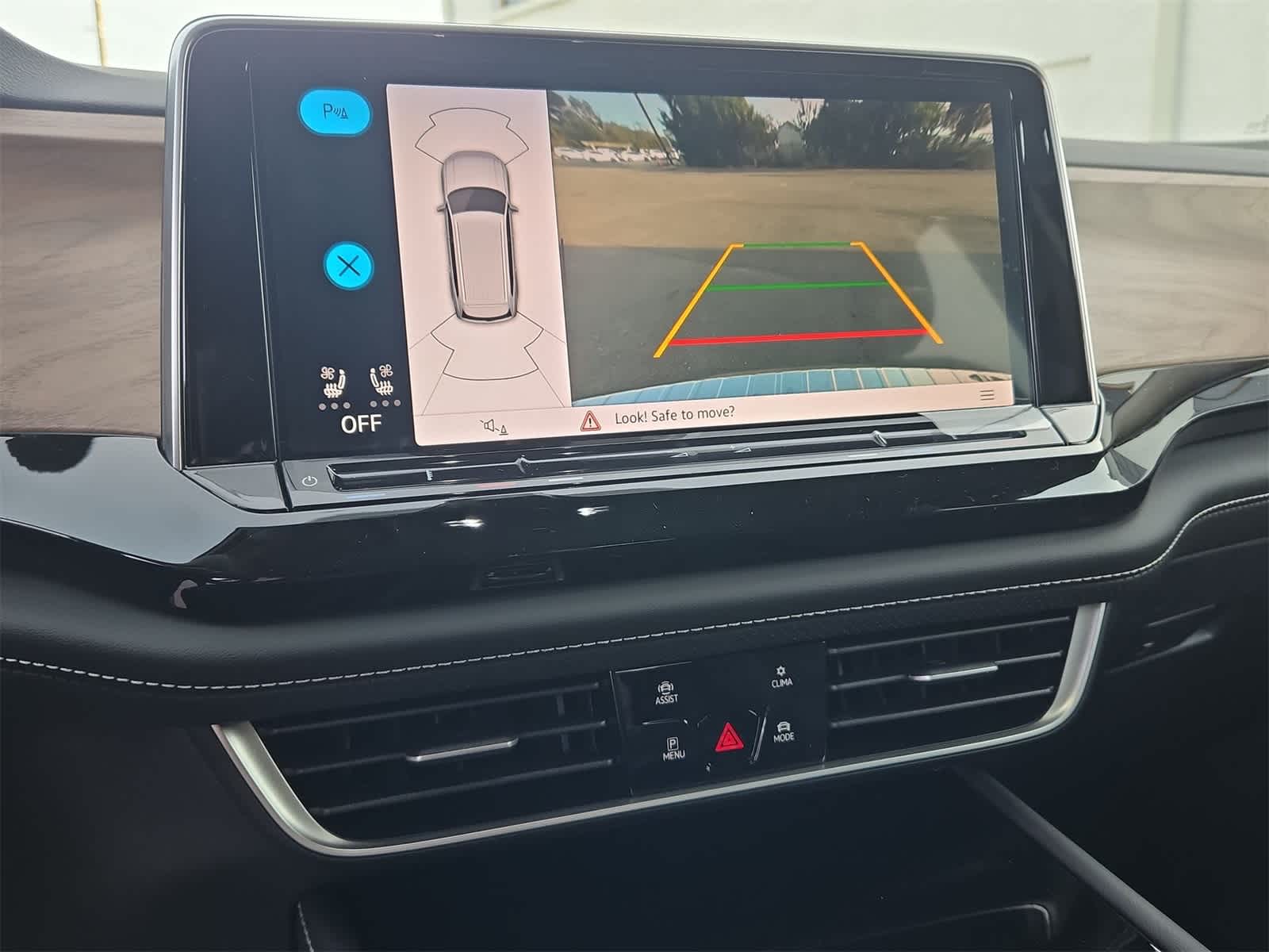 Volkswagen Atlas 2.0T SE con tecnología 2026