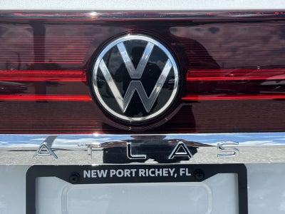 Volkswagen Atlas 2.0T SE con tecnología 2026