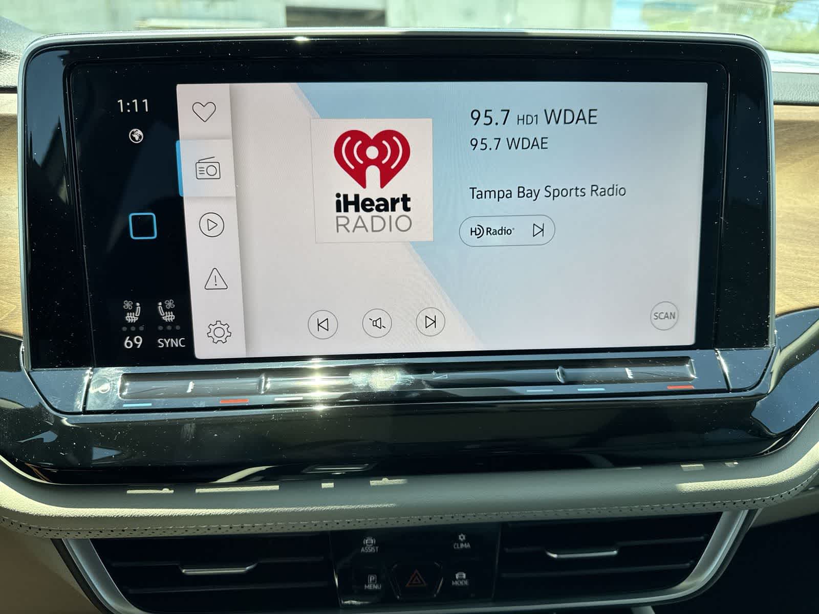 Volkswagen Atlas 2.0T SE con tecnología 2026