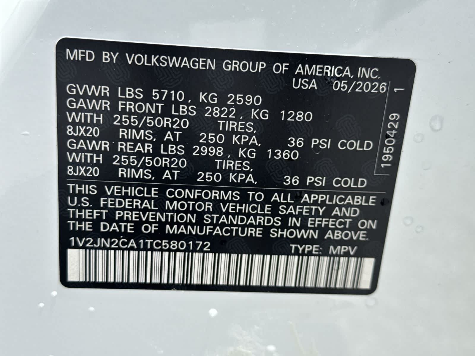 Volkswagen Atlas 2.0T SE con tecnología 2026