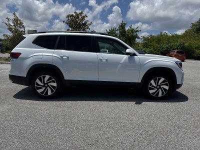 Volkswagen Atlas 2.0T SE con tecnología 2026