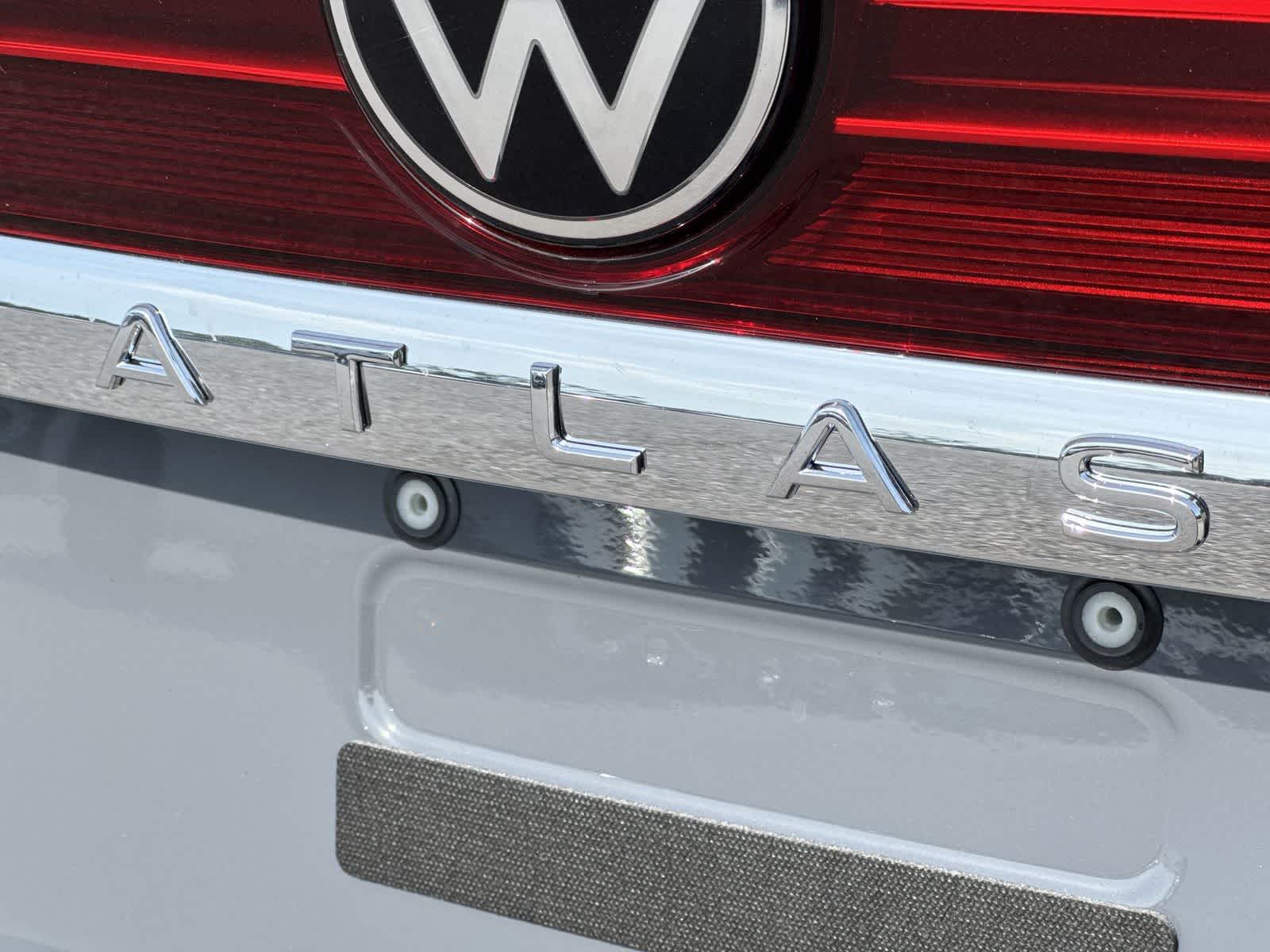 Volkswagen Atlas 2.0T SE con tecnología 2026
