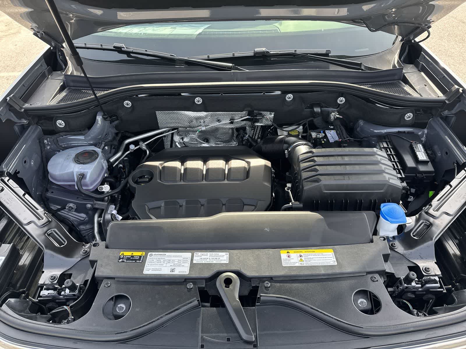 Volkswagen Atlas 2.0T SE con tecnología 2026