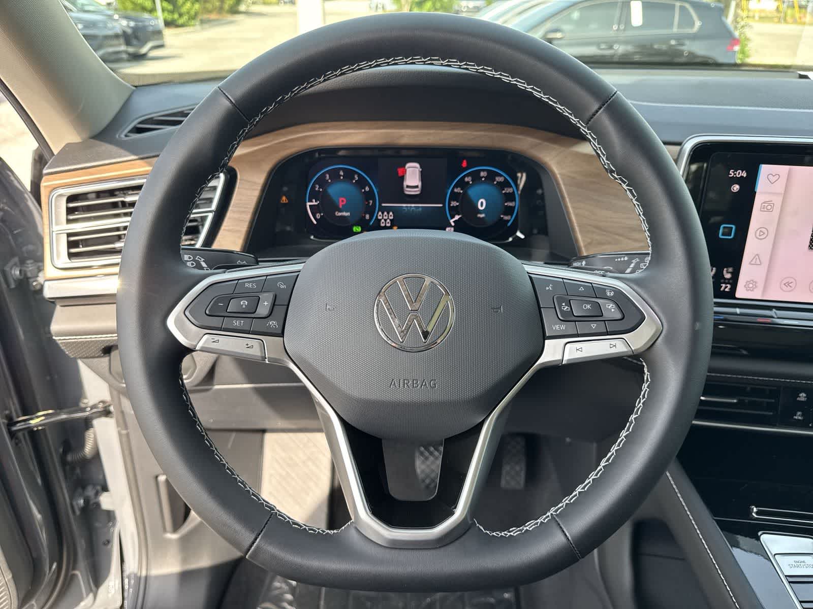 Volkswagen Atlas 2.0T SE con tecnología 2026