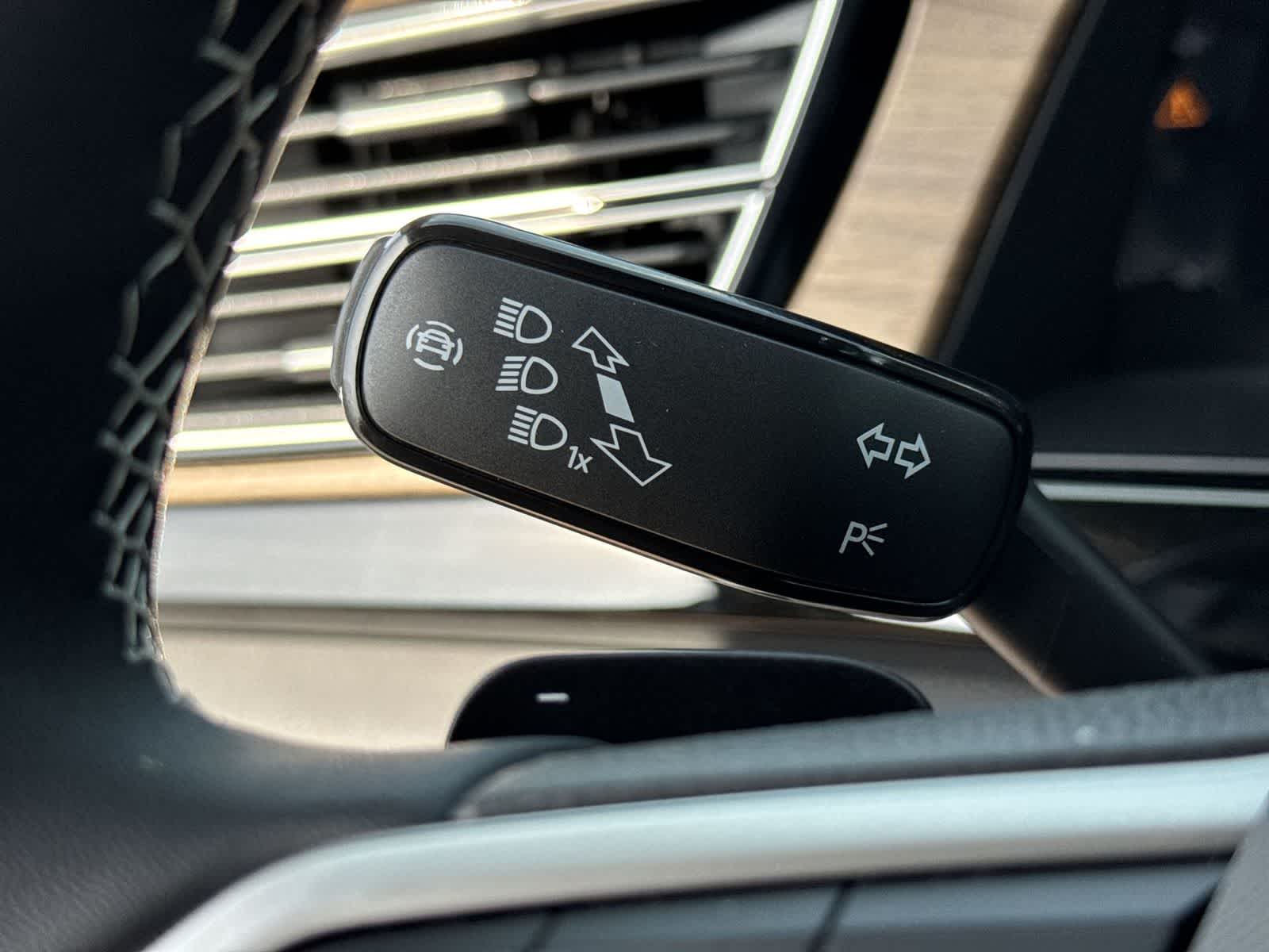 Volkswagen Atlas 2.0T SE con tecnología 2026