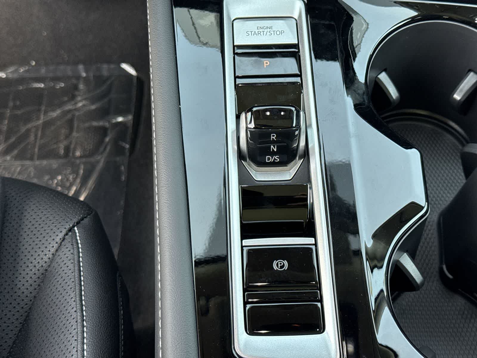Volkswagen Atlas 2.0T SE con tecnología 2026