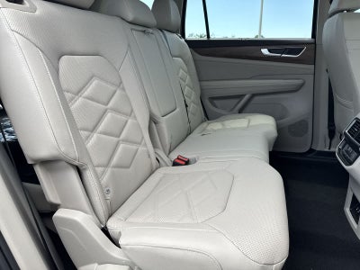 Volkswagen Atlas 2.0T SE con tecnología 2026