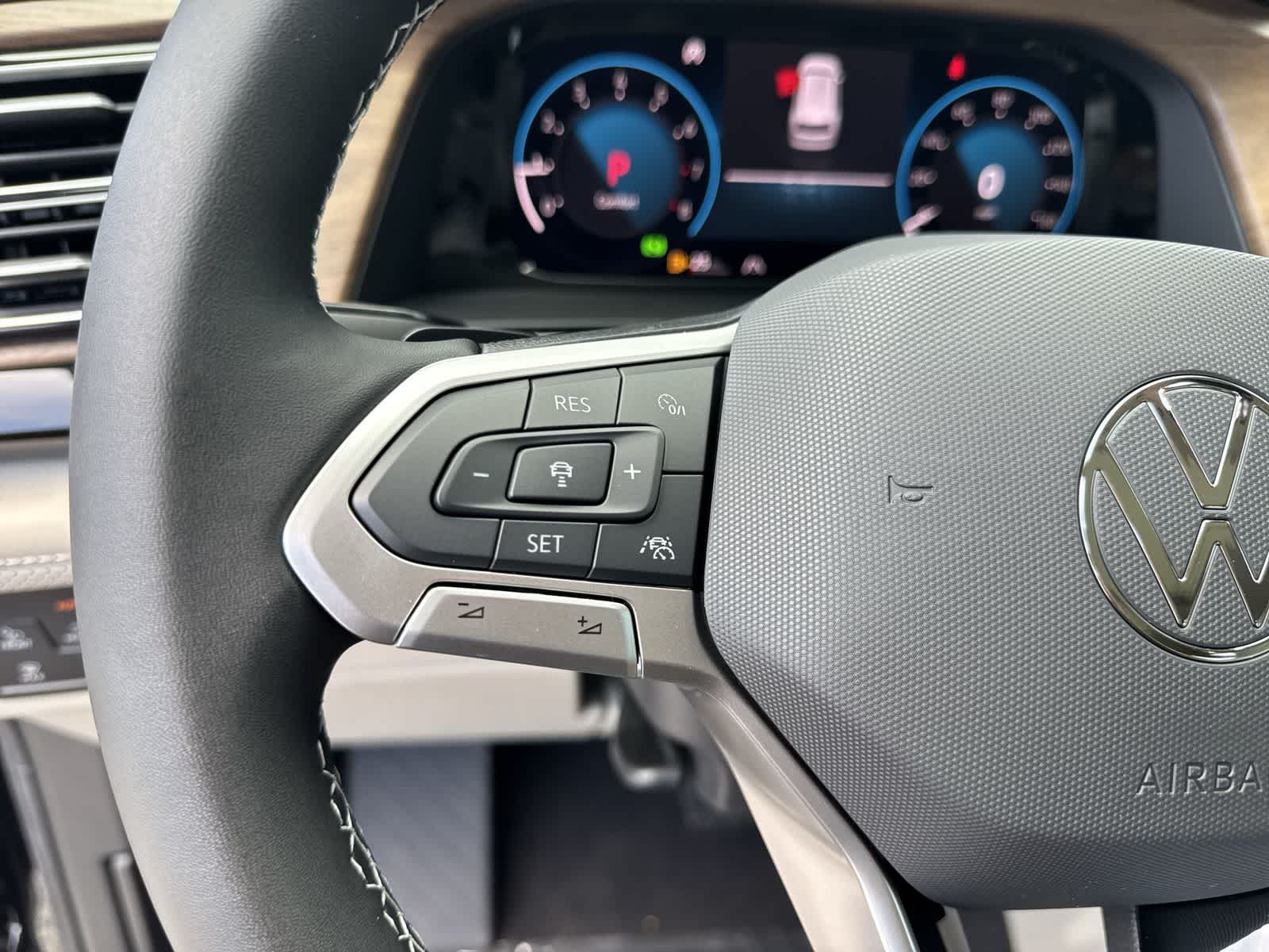 Volkswagen Atlas 2.0T SE con tecnología 2026