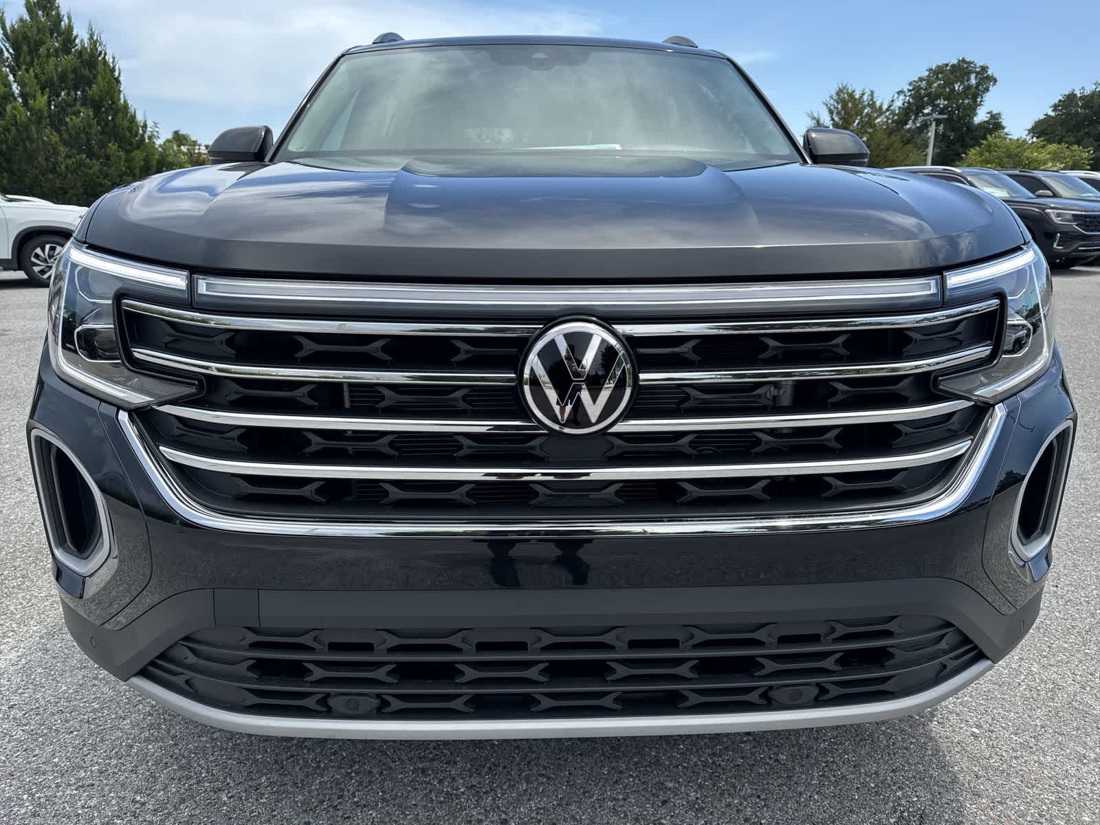 Volkswagen Atlas 2.0T SE con tecnología 2026