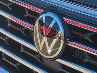 Volkswagen Atlas 2.0T SE con tecnología 2026