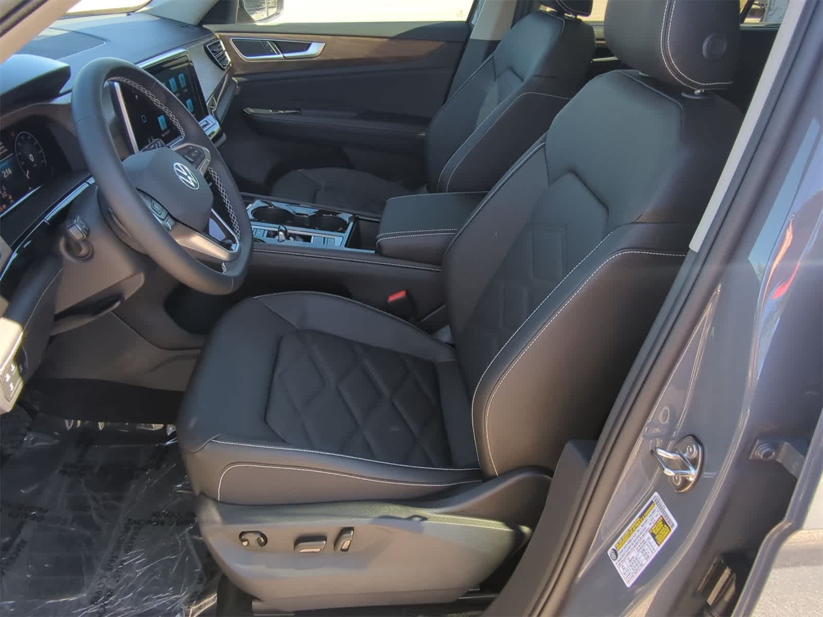 Volkswagen Atlas 2.0T SE con tecnología 2026