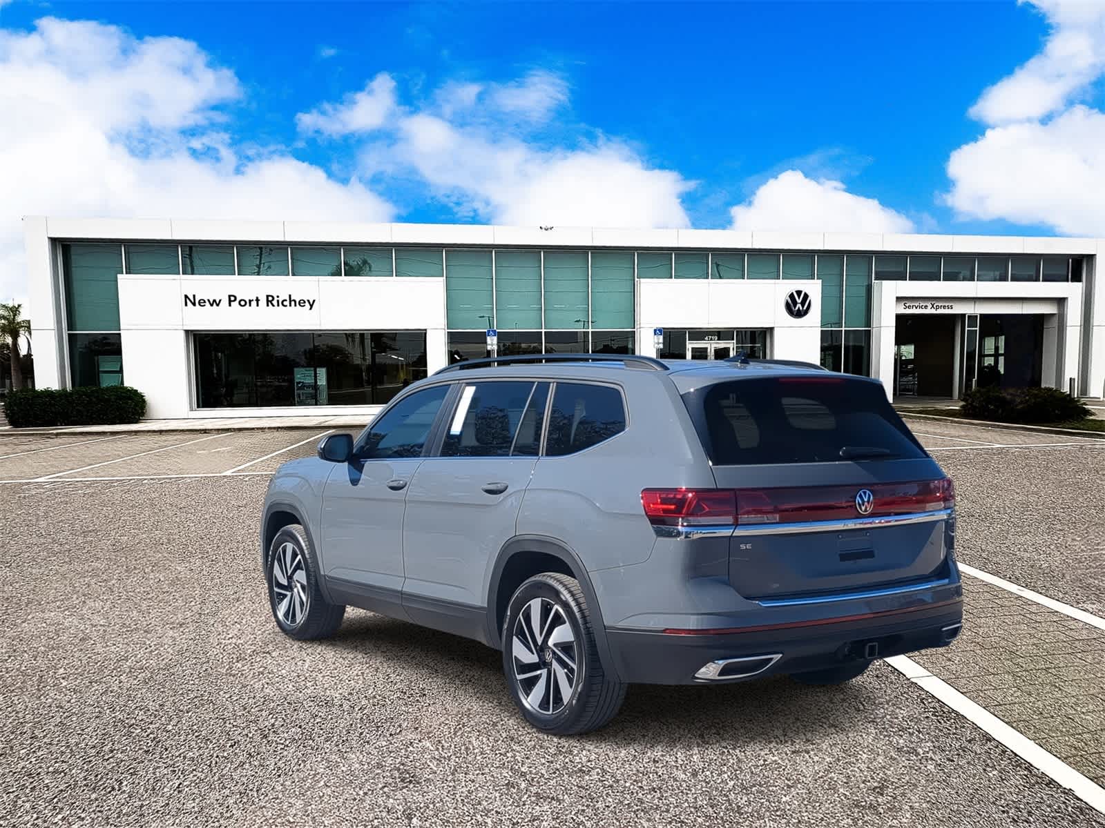 Volkswagen Atlas 2.0T SE con tecnología 2026