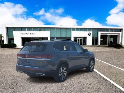 Volkswagen Atlas 2.0T SE con tecnología 2026