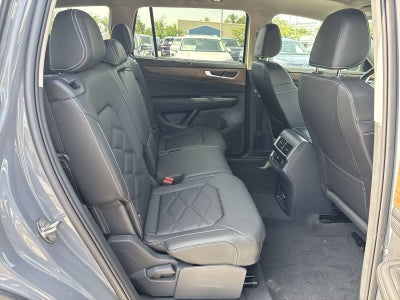 Volkswagen Atlas 2.0T SE con tecnología 2026