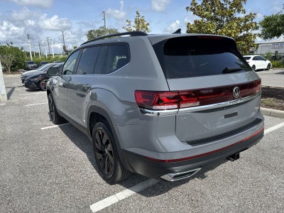 Volkswagen Atlas 2.0T SE con tecnología 2026