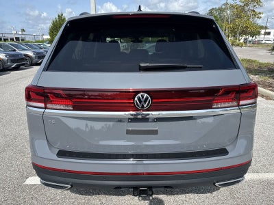 Volkswagen Atlas 2.0T SE con tecnología 2026