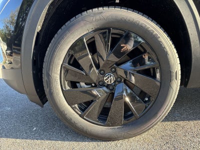 Volkswagen Atlas 2.0T SE con tecnología 2026