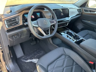 Volkswagen Atlas 2.0T SE con tecnología 2026