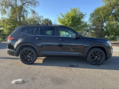 Volkswagen Atlas 2.0T SE con tecnología 2026