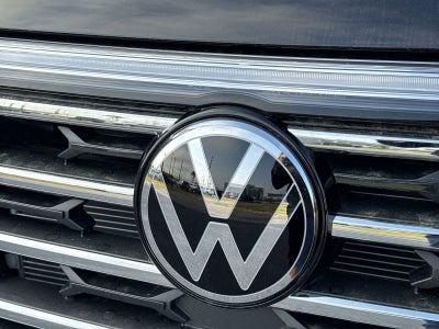 Volkswagen Atlas 2.0T SE con tecnología 2026