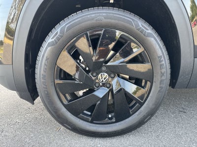 Volkswagen Atlas 2.0T SE con tecnología 2026