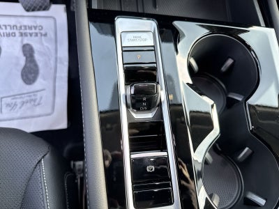 Volkswagen Atlas 2.0T SE con tecnología 2026