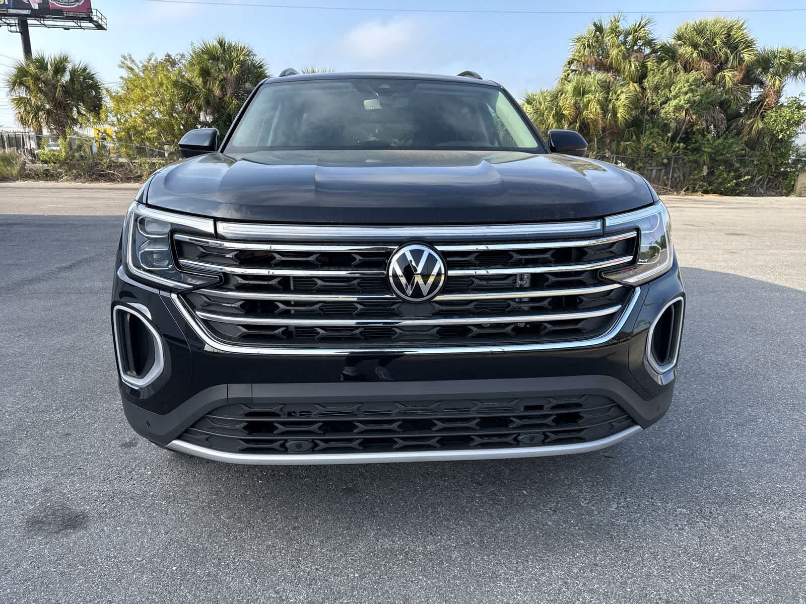 Volkswagen Atlas 2.0T SE con tecnología 2026
