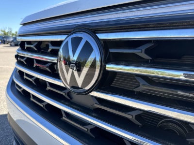 Volkswagen Atlas 2.0T SE con tecnología 2026